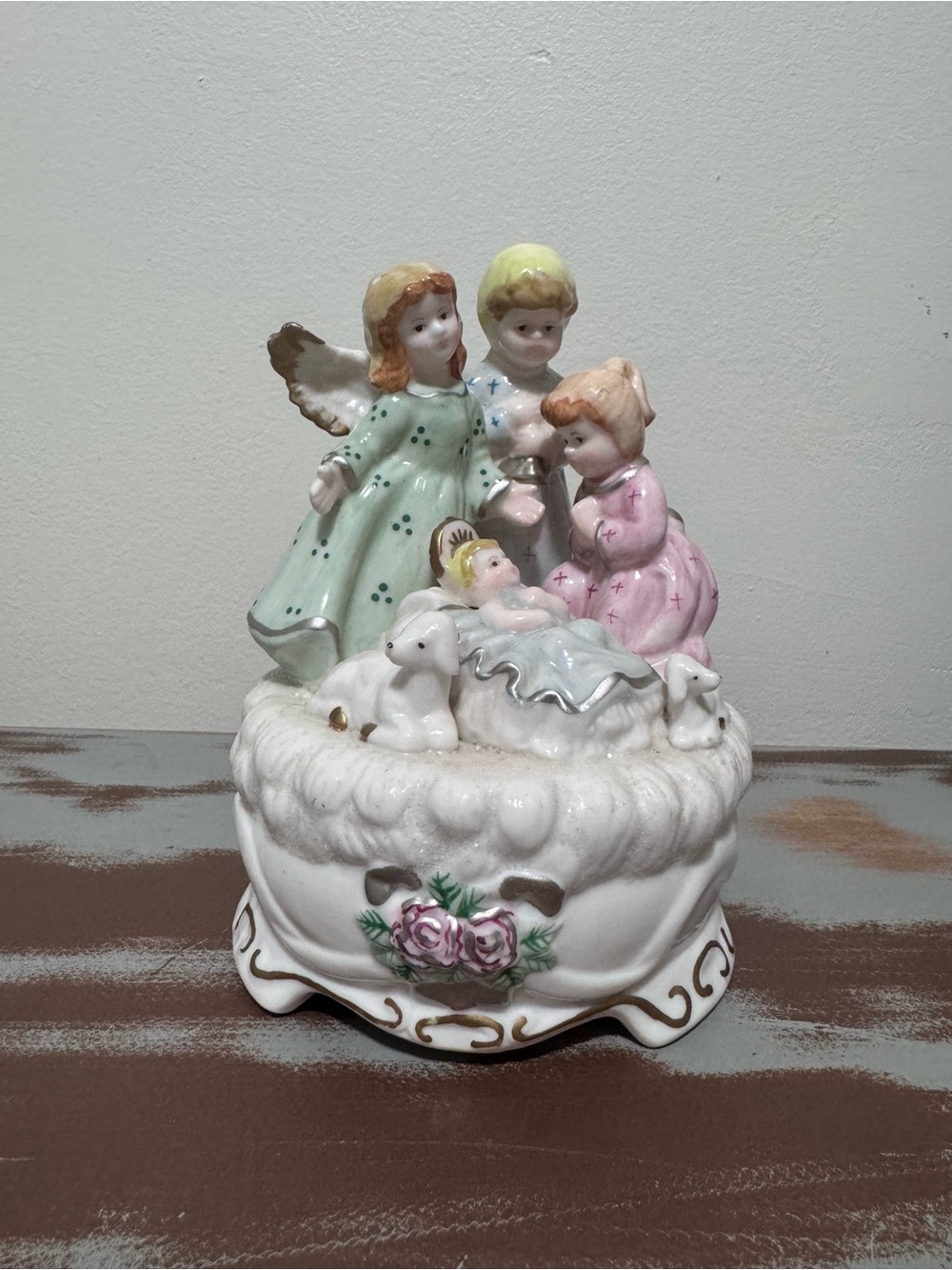 Cracker Barrel Nativity Music Box Porcelain Christmas Holiday Decor